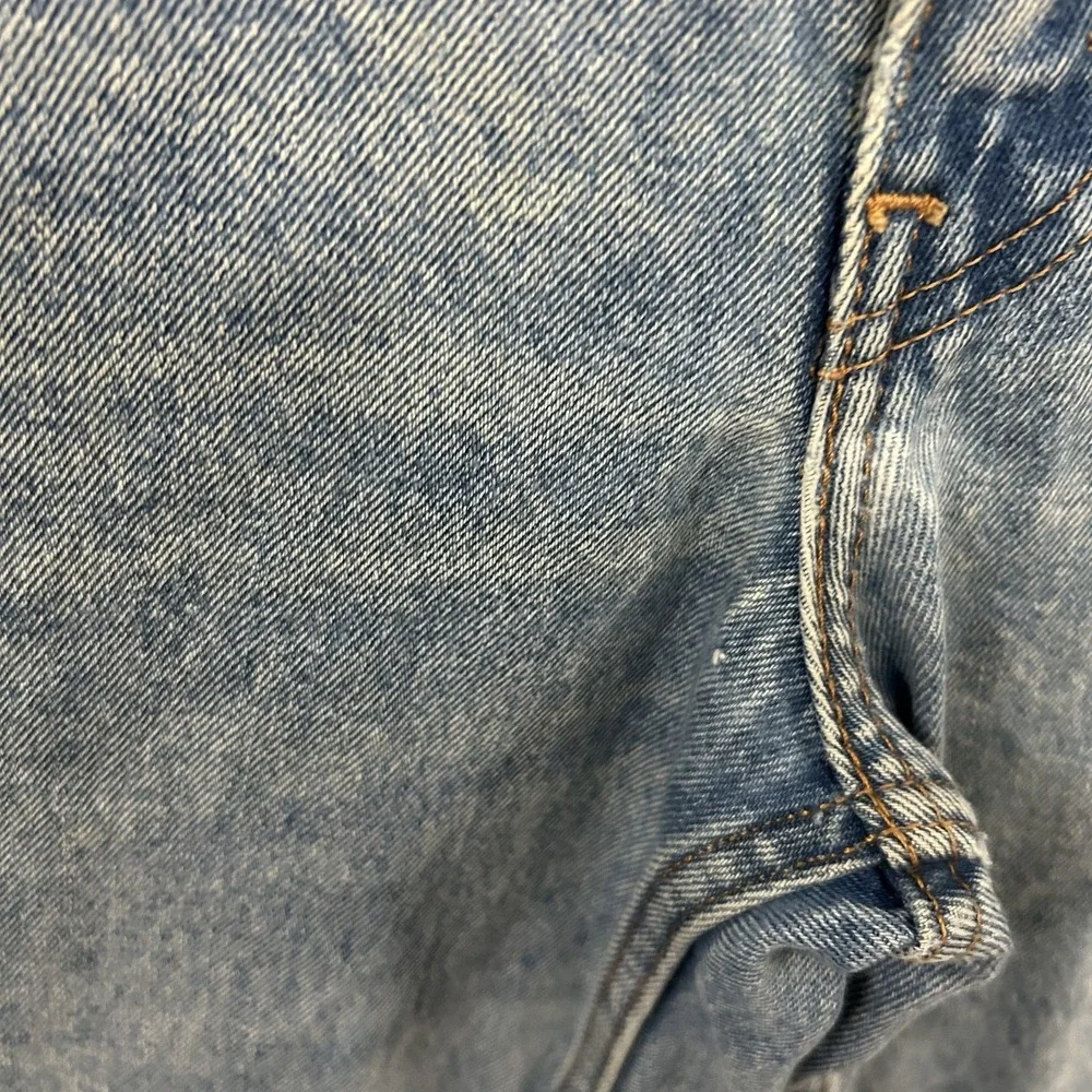 Levis Jeans Mens 38x34 Blue Denim 550 Relaxed Fit American Work Wear Light Wash